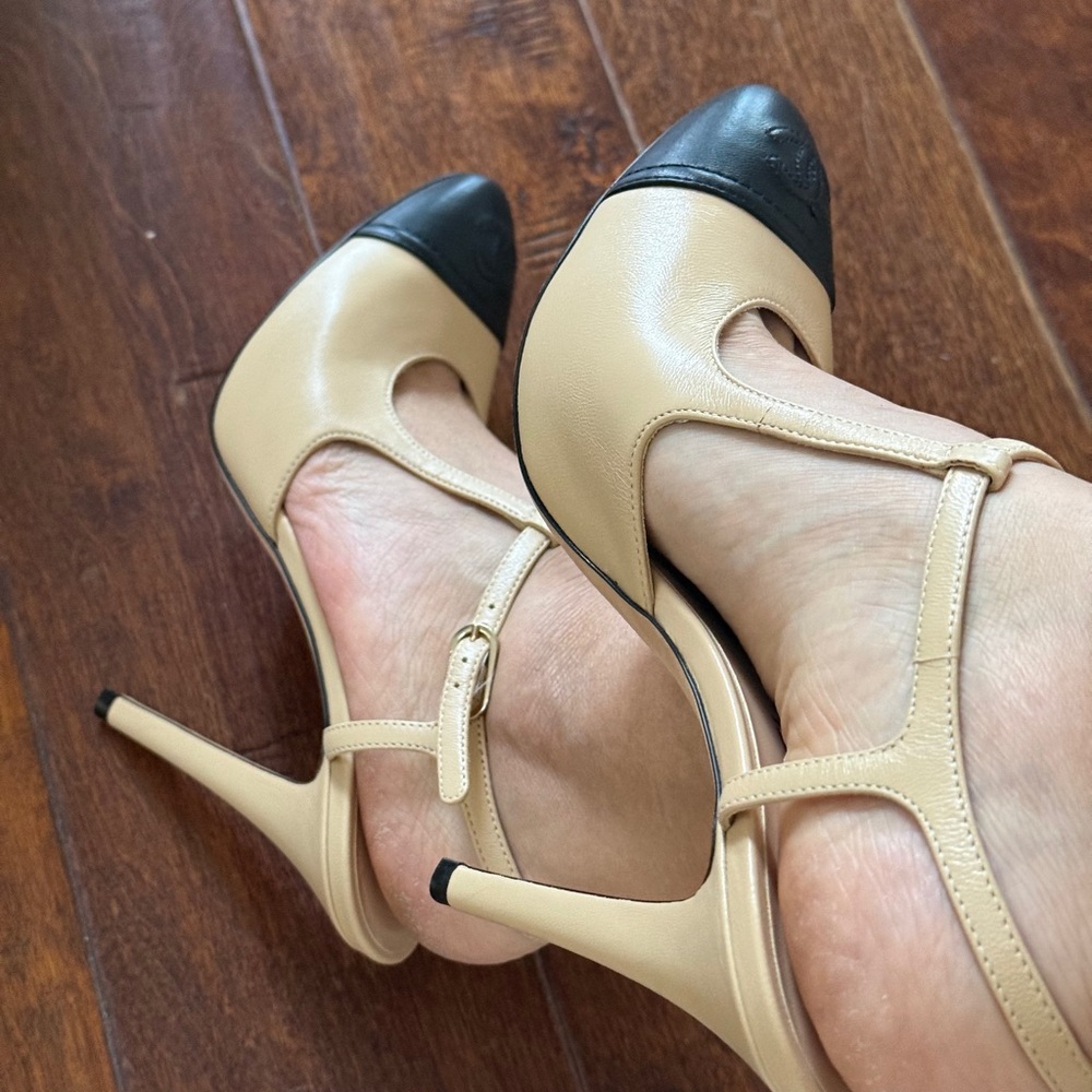 CHANEL Beige and Black Heels - Picture 10 of 12